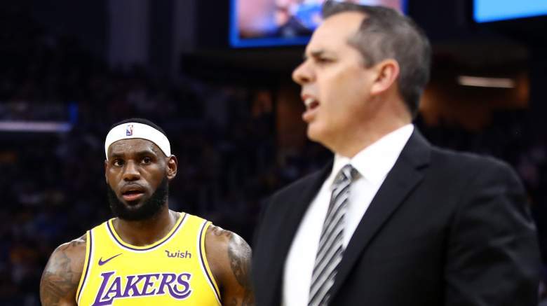  纽卡斯尔爆冷不敌升班马主帅压力陡增  