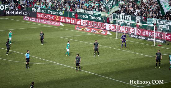  沃尔夫斯堡中场核心伤愈复出,阿诺德精准长传制导  